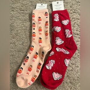 American Eagle AE Red Pink Christmas Nutcracker & Snack Cake Crew Socks Set NWT